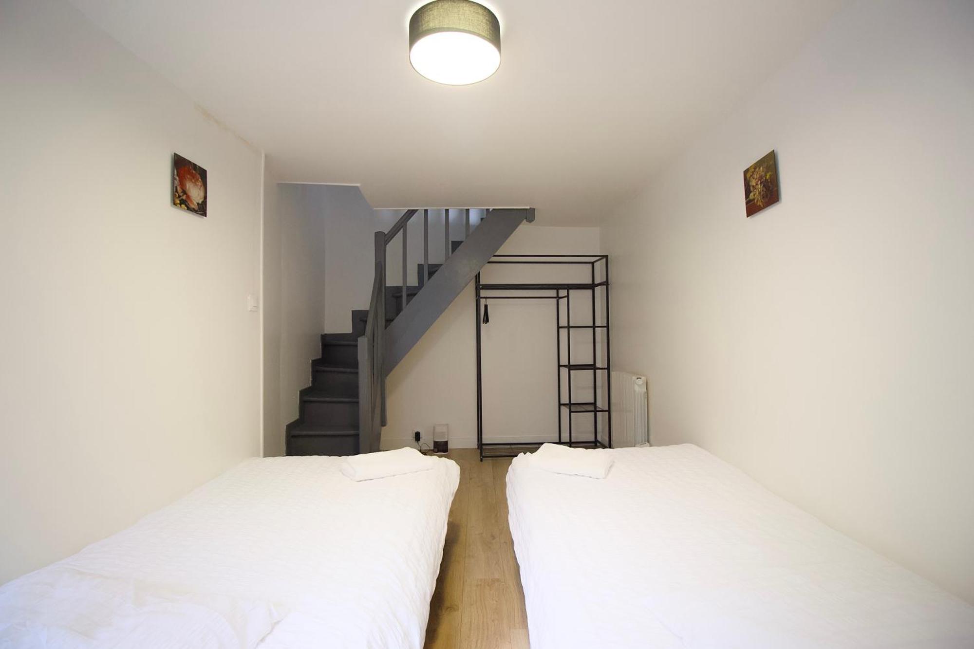 Triplex Lumineux A Cherbourg, Hyper Centre, 2 Pas Du Port & Vie Nocturne, Intendance Luxury Host Buitenkant foto